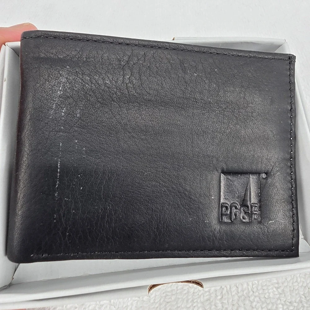 PG&E Mens Black Leather Bifold Wallet Debossed Logo Slim Card Holder Accessory
